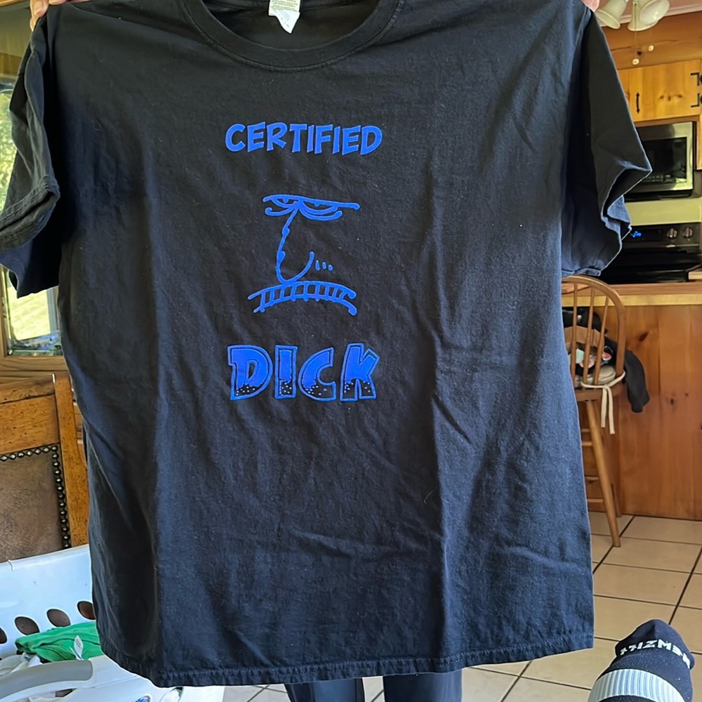 Dick’s Last Resort shirt